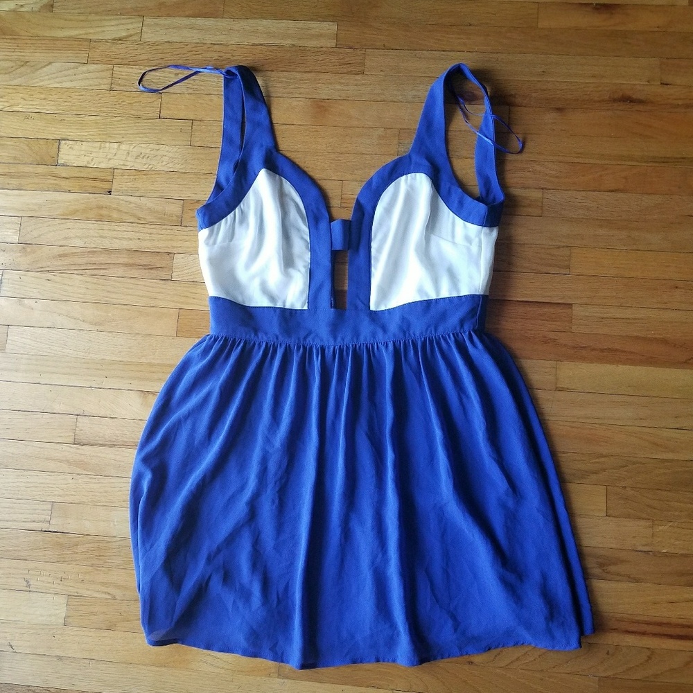 Windsor Chiffon Summer party dress Size M